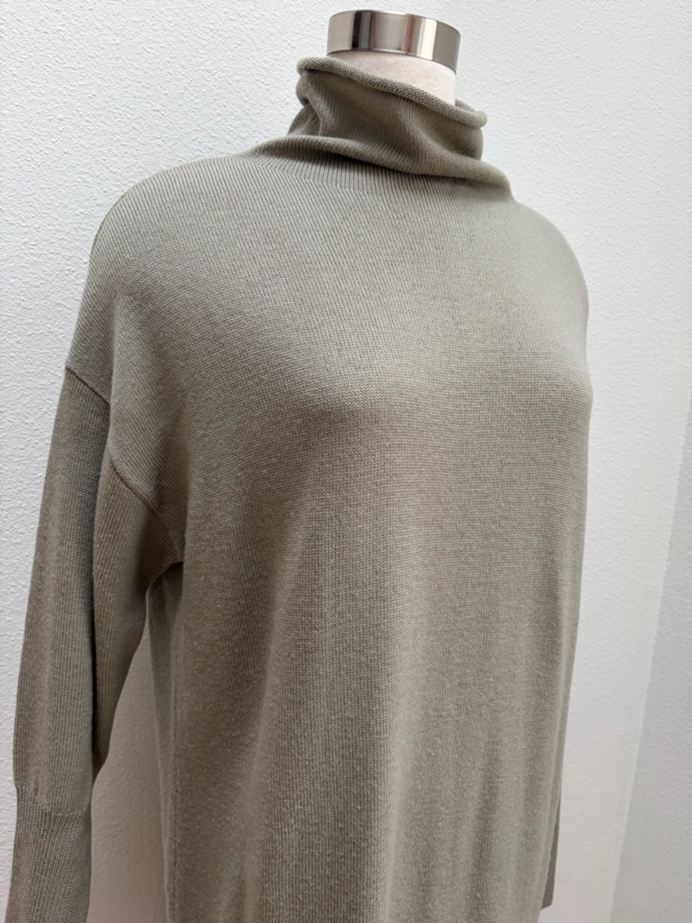 Aritzia Wilfred Sweater Dress Turtleneck Long Sleeve Midi Wool Green Size Small - Picture 4 of 10